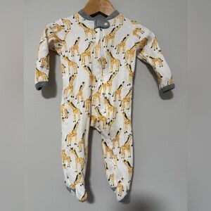 Burt's Bees Giraffe Footies